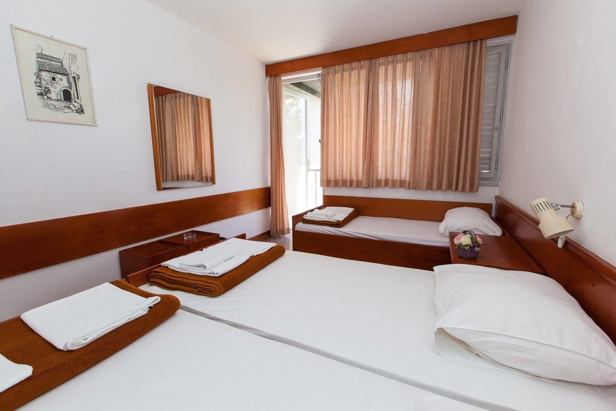 Paviljoni & Bungalow Kacjak Crikvenica Extérieur photo