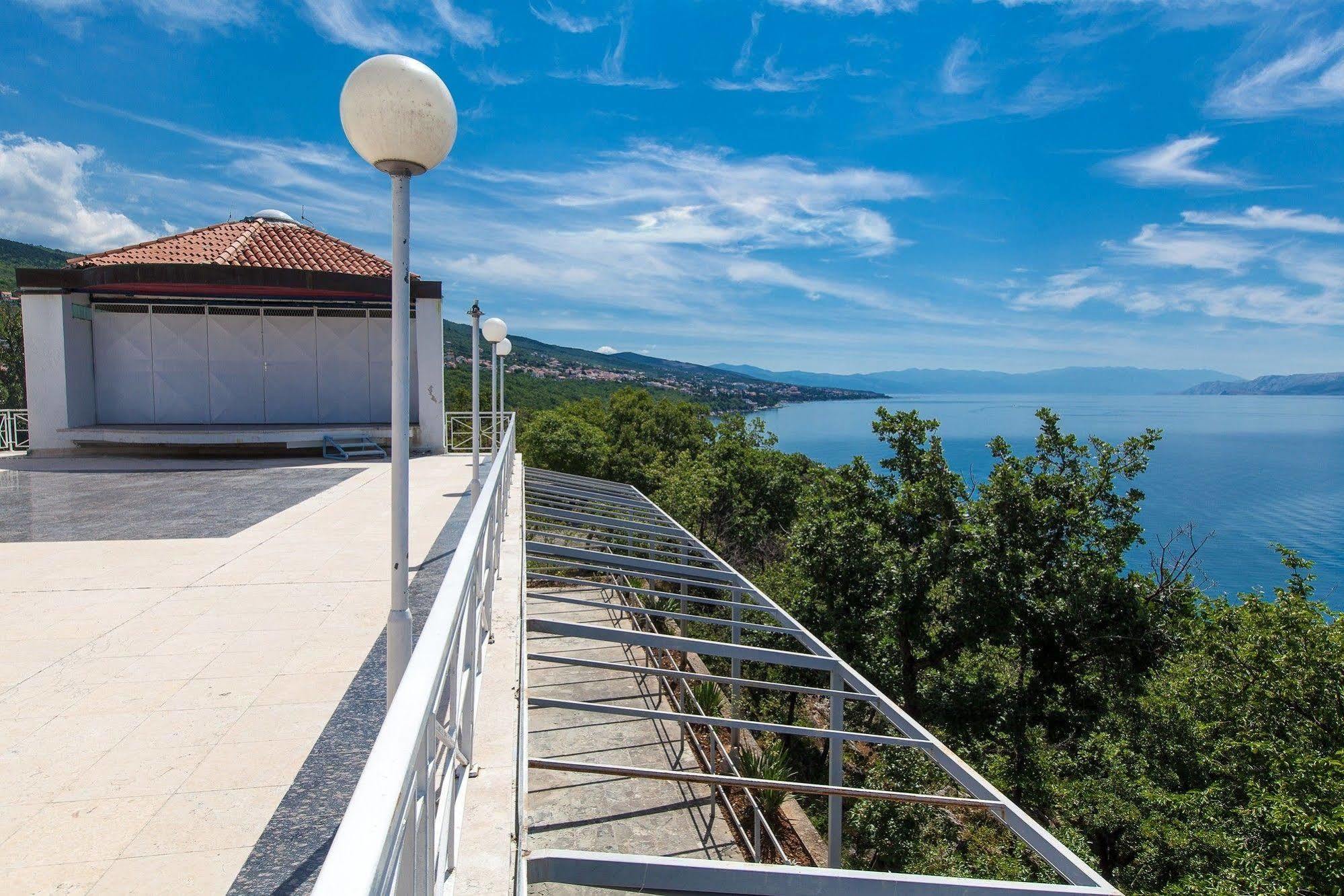 Paviljoni & Bungalow Kacjak Crikvenica Extérieur photo